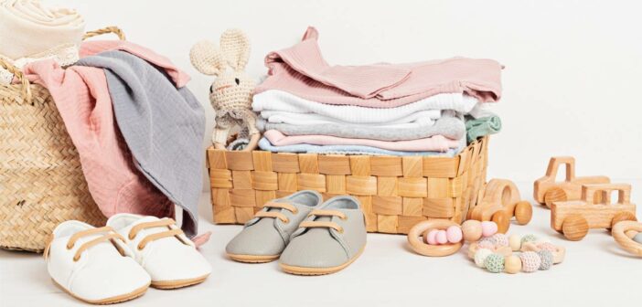 Erstausstattung für Babys: Alles, was Eltern wirklich brauchen ( Foto: Adobe Stock- netrun78)