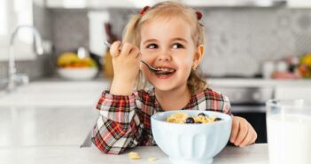 Frühstücksideen Kinder: Einfach, Lecker und gesund ( Foto: Adobe Stock-BurntRedHen)