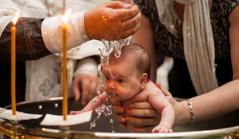 Wenn wir wahren Frieden in der Welt erlangen wollen, müssen wir bei den Kindern anfangen.  ( Foto: Shutterstock-_Burkin Denis )