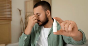 Allergie-Augentropfen für Kinder: Schnelle Hilfe bei gereizten Augen (Foto: AdobeStock - 1062029063 Pixel-Shot)
