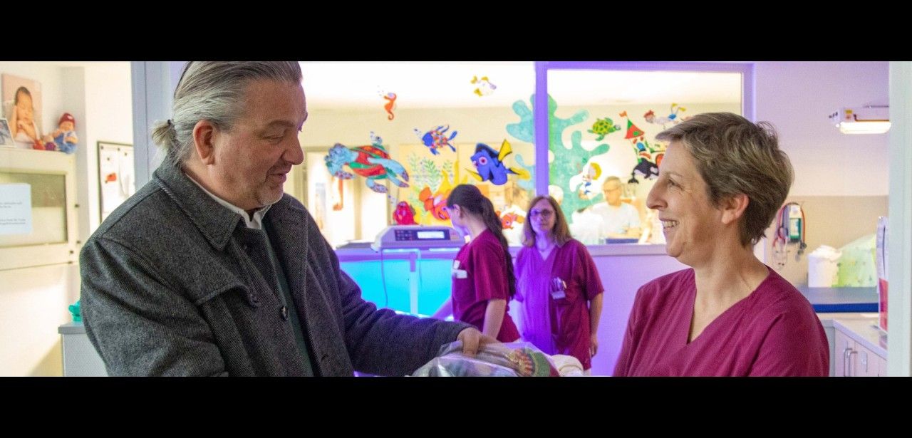 Elfte Babysöckchenspende im GPR Klinikum begeistert Familien und (Foto: GP Rüsselsheim Klinikum)